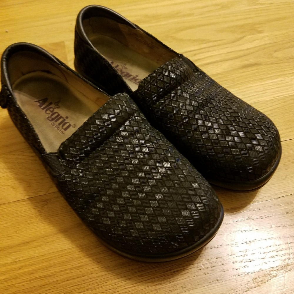 Alegria Nursing Clogs